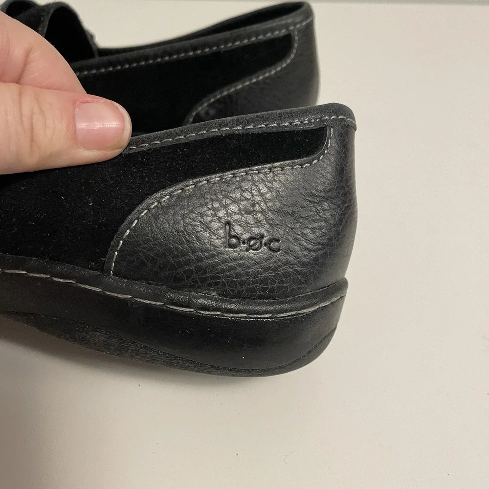 Born‎ b.o.c Womens Erna Loafers Size 7M Black Suede Slip On Flat Shoes Buckles
